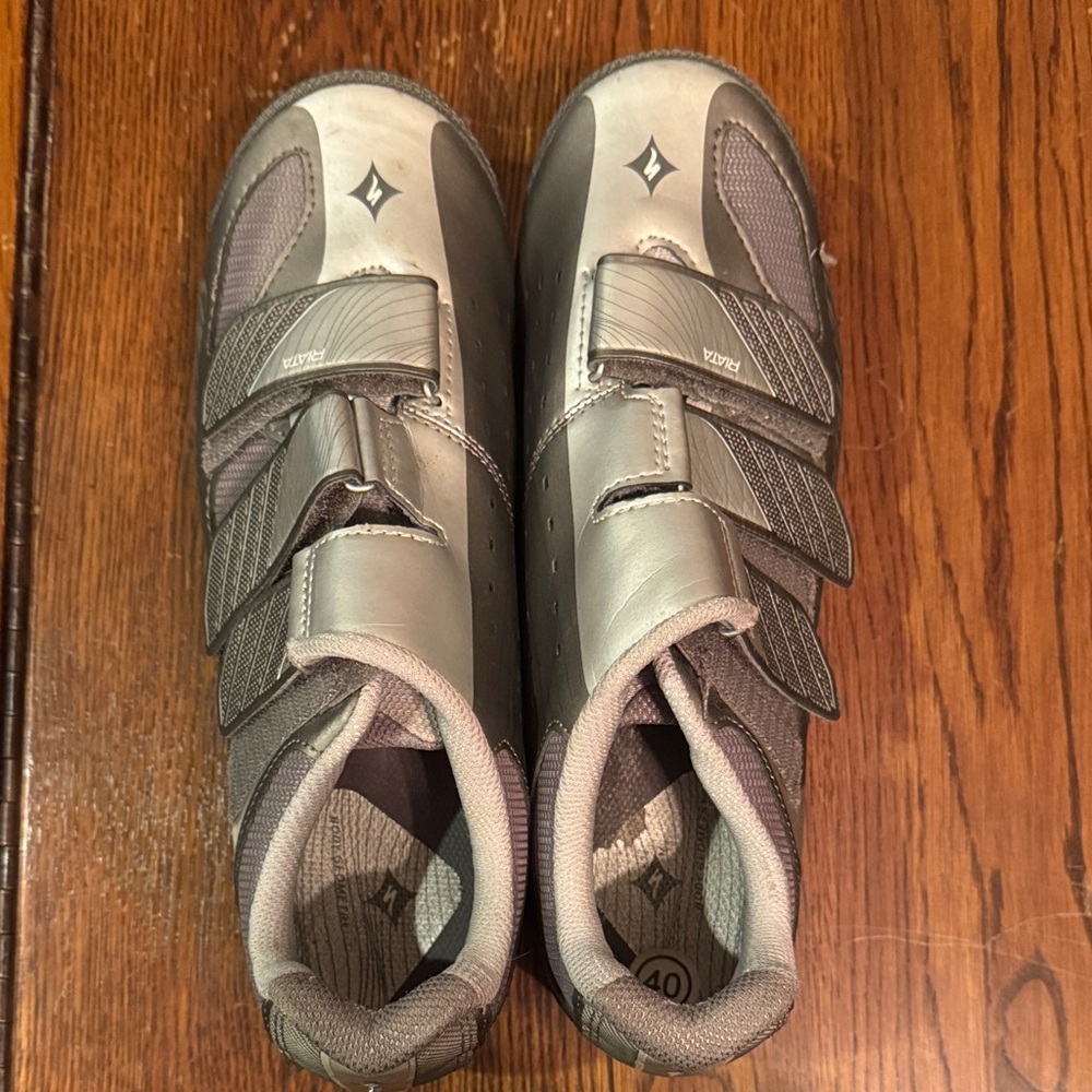 Specialized Silver and Gray Women's Cycling Shoes